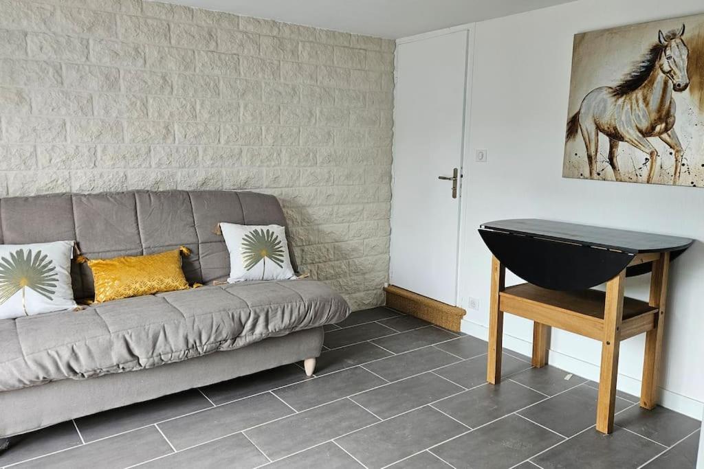 Saint-Sornin-Lavolps Appartement Cosy Neuf מראה חיצוני תמונה